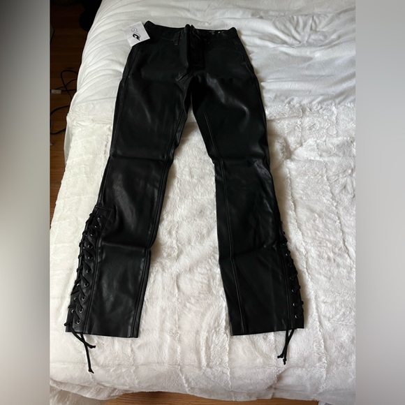 Blank NYC faux leather pants - Picture 2 of 4
